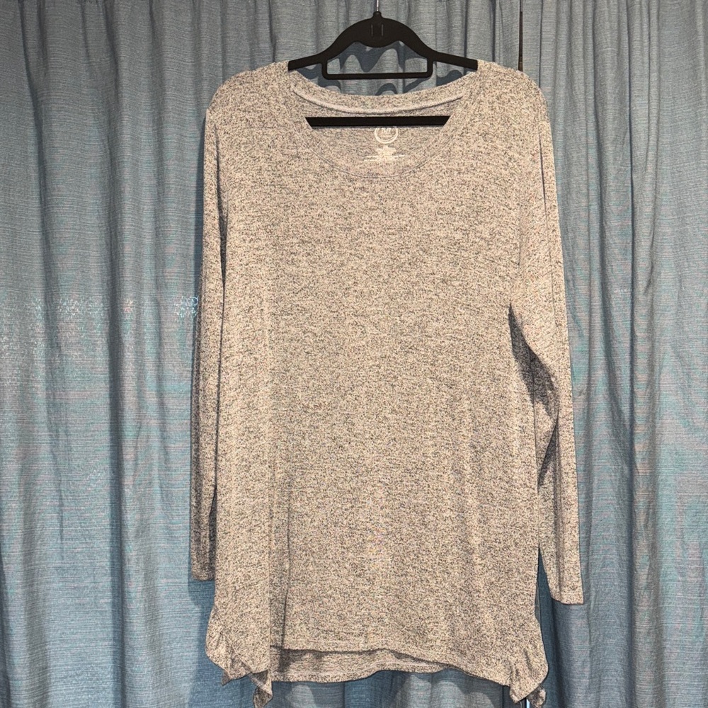 Maurices Heather Gray Long Sleeve Top